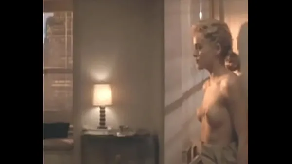 Oglejte si Sharon Stone Fuck me Hard tople posnetke