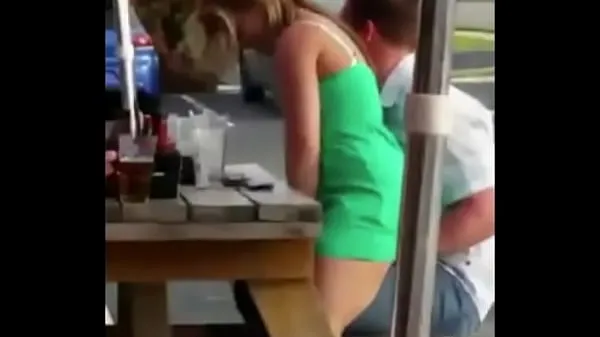 Assista Casal fazendo sexo em um restaurante clipes quentes