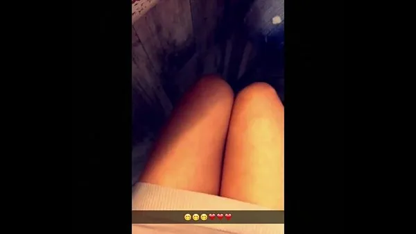 Oglejte si Flashing, Dirty and Sexy Snapchats tople posnetke