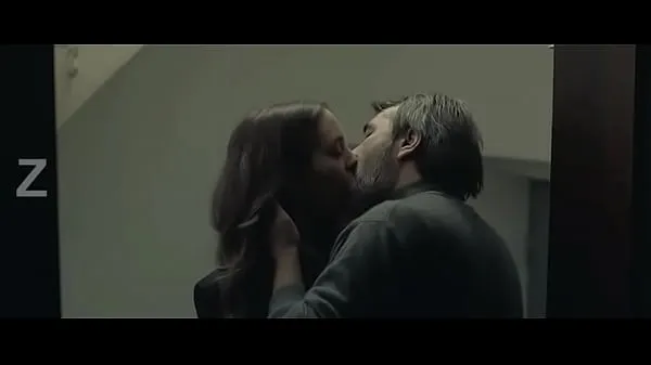 Mira Story Karayel Escena de hacer el amor - Náuseas 2015 clips cálidos