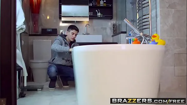 Mira Brazzers - Got Boobs - Leigh Darby Jordi El Polla - Bañando a tus amigos mamá sucia clips cálidos