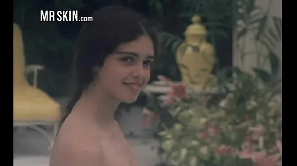 Mira 26-MrSkinsFavoriteNudeScenes1978-Tube-iP clips cálidos