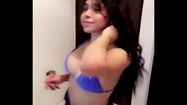 Mira Se modela antes de Pasarla a la Cama clips cálidos