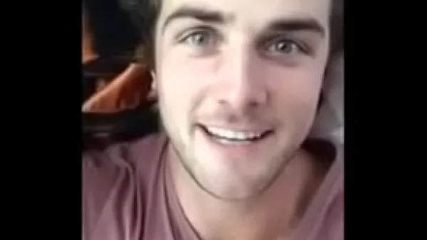 Mira El actor Beau Mirchoff clips cálidos