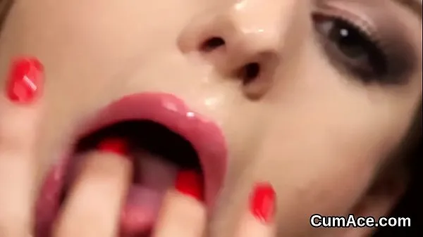 Wicked hottie gets cum shot on her face swallowing all the juice گرم کلپس دیکھیں