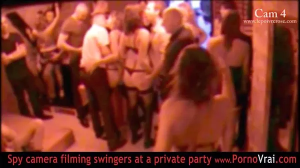 شاهد مقاطع دافئة French Swinger party in a private club part 04