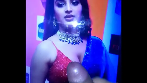 Sehen Sie sich Nidhi Agerwal cum tribute 023 warmen Clips an