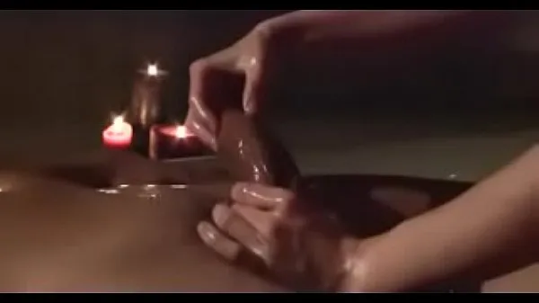 Regardez Tantra pour les couples: massage Lingam 1 clips chauds