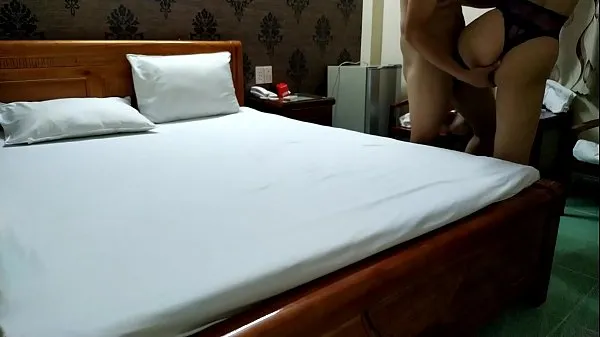 Sehen Sie sich Mein Kumpel Bao hat ein Treffen in zwei Klassen im Hotel und v. mich warmen Clips an