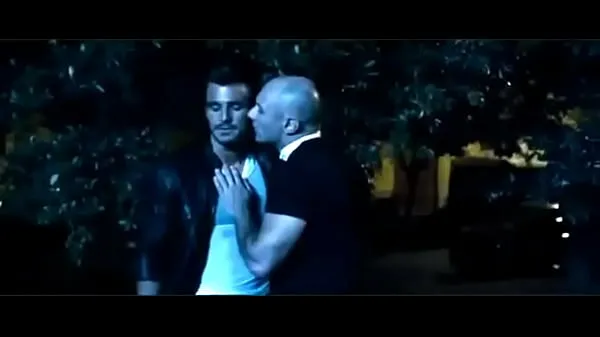 Guarda Gay Kiss dai film mainstream - # 16 clip calde