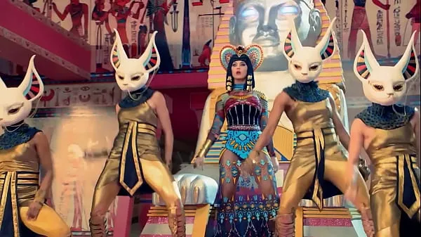 Guarda Katy Perry Dark Horse (feat. Juicy J.) Video musicale porno clip calde