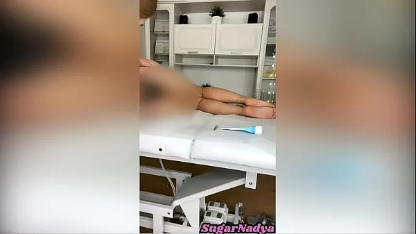 Mira Depilación profunda de bikini para la hermosa belleza rusa clips cálidos