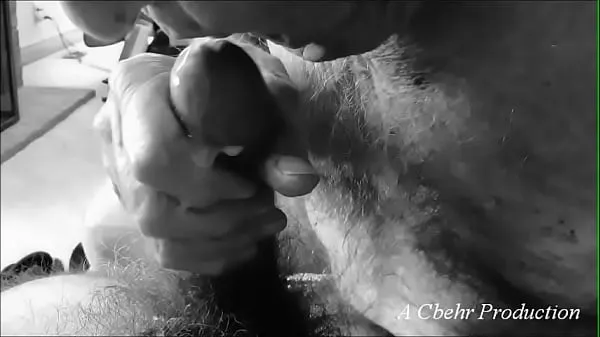 Xem Cbehr "Slow motion cum shots with Grandpa Grizz Clip ấm áp