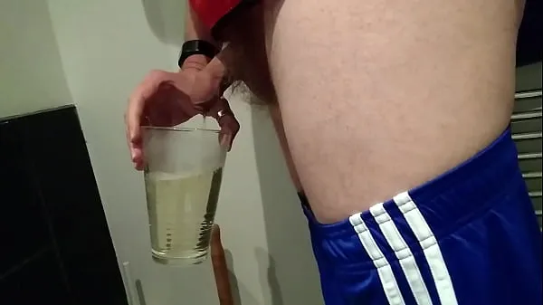 Nézze meg NorthSubA drinking my own piss, cum and spit meleg klipeket