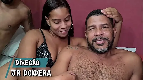 Mira La morena caliente Leticia Gomes disfrutó dando culo y coño a los machos en el motel de Río de Janeiro clips cálidos