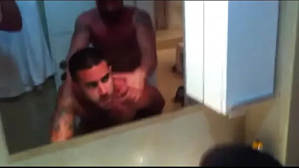 شاهد مقاطع دافئة Amateur Gay