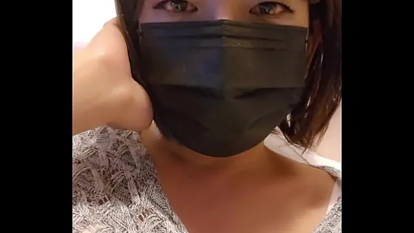 따뜻한 클립Transvestite Tingxuan gives a blowjob that makes her wet 감상하세요