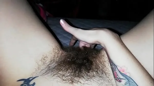 Mira GRAN CLIT COÑO PELUDO COÑO JUGAR VIDEO AMATEUR clips cálidos